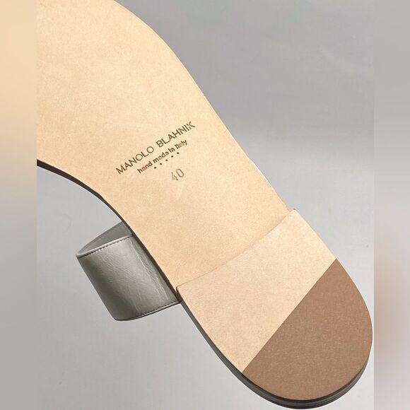 Manolo Blahnik Tituba Leather Buckle Sandals size 40 - Picture 12 of 12